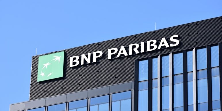 Anti-suit injunction in favour of assignor upheld