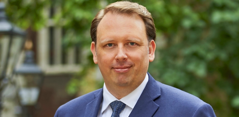 Andrew McLeod | One Essex Court | OEC